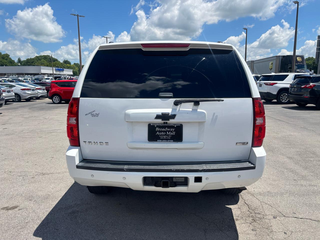 Chevrolet Tahoe 4WD 4dr 1500 LS 2010