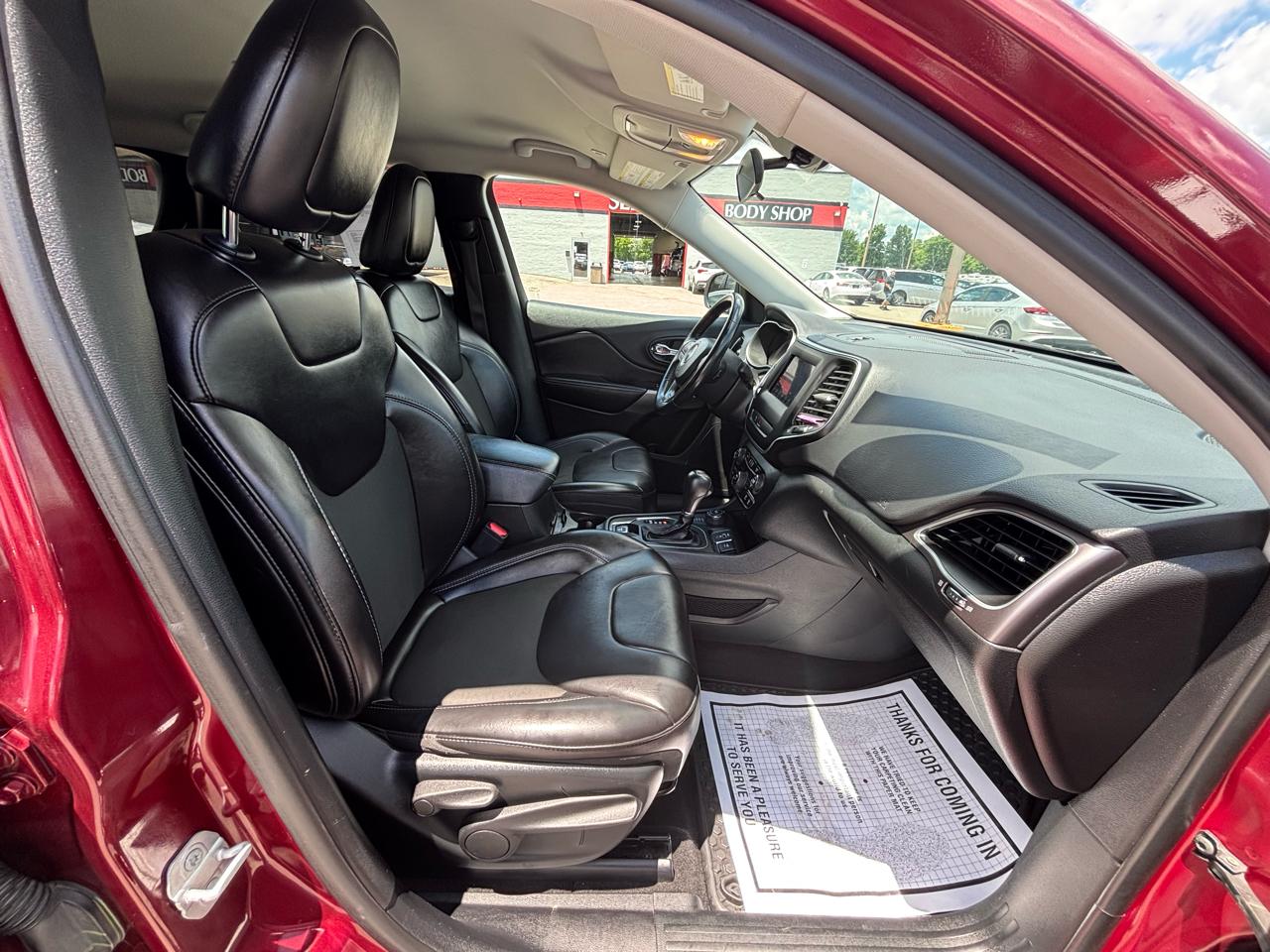 Jeep Cherokee Latitude Plus 4x4 2019
