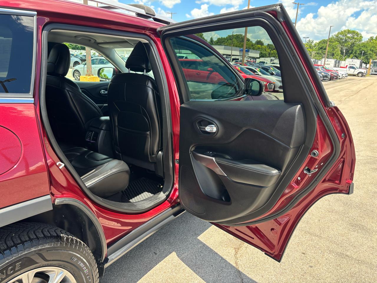 Jeep Cherokee Latitude Plus 4x4 2019