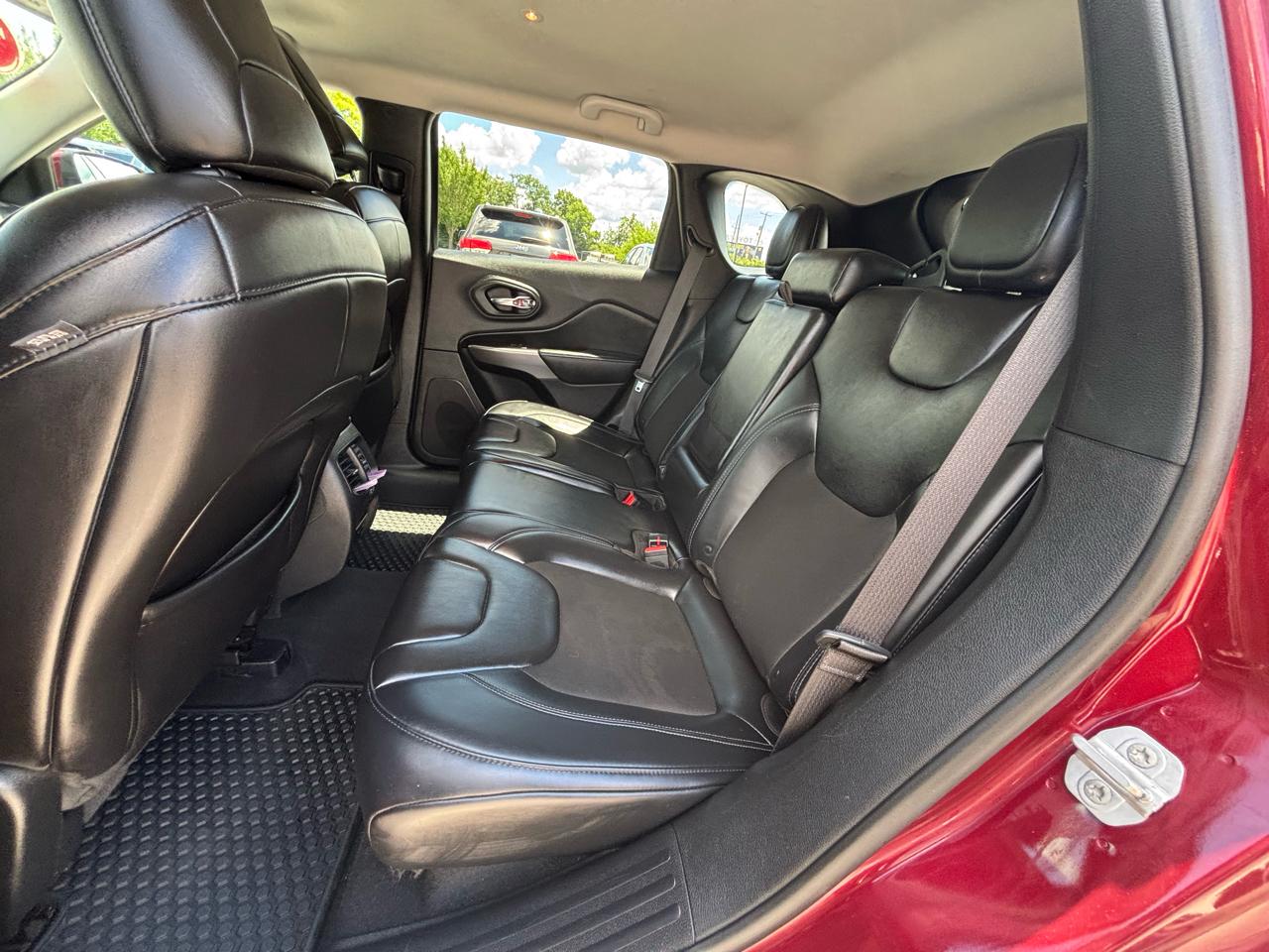 Jeep Cherokee Latitude Plus 4x4 2019