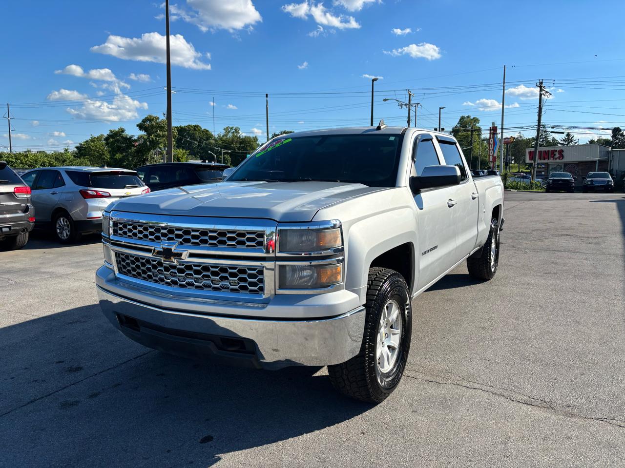Chevrolet Silverado 1500 4WD Crew Cab 143.5" LT w/1LT 2015