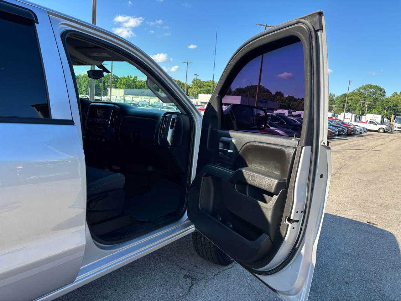 Chevrolet Silverado 1500 4WD Crew Cab 143.5" LT w/1LT 2015