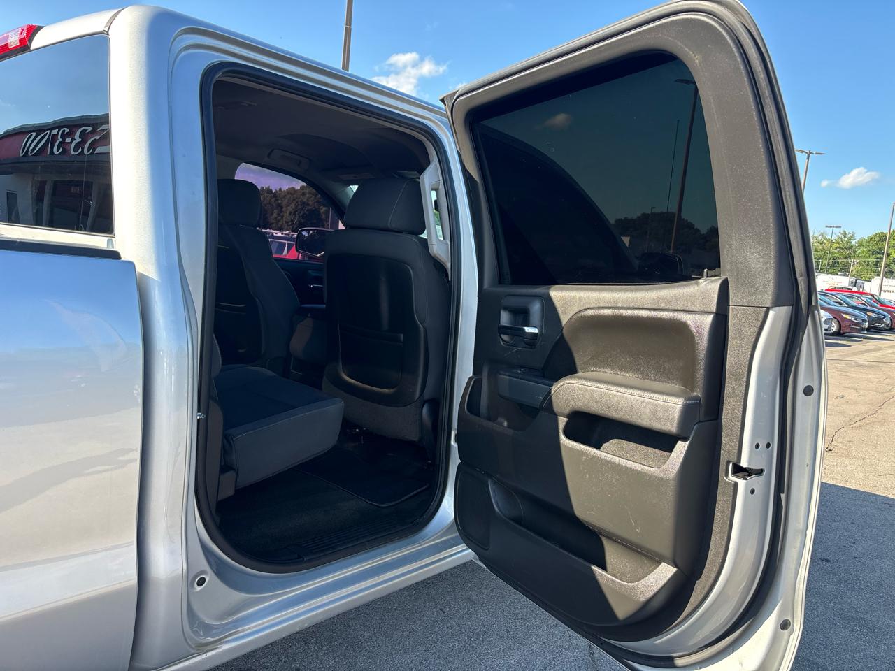 Chevrolet Silverado 1500 4WD Crew Cab 143.5" LT w/1LT 2015