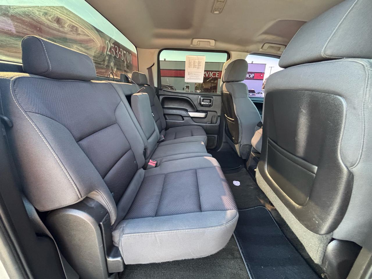 Chevrolet Silverado 1500 4WD Crew Cab 143.5" LT w/1LT 2015