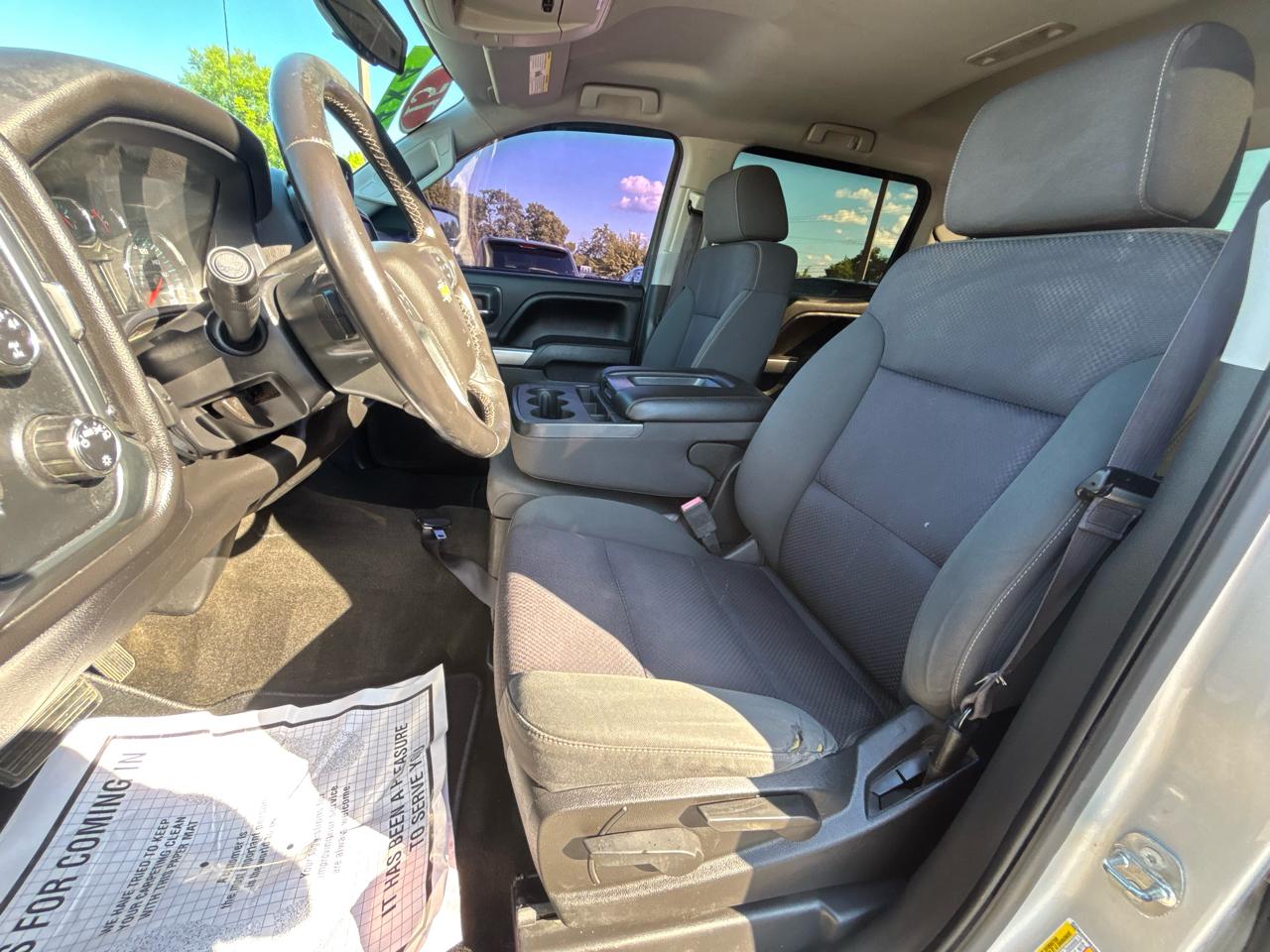 Chevrolet Silverado 1500 4WD Crew Cab 143.5" LT w/1LT 2015
