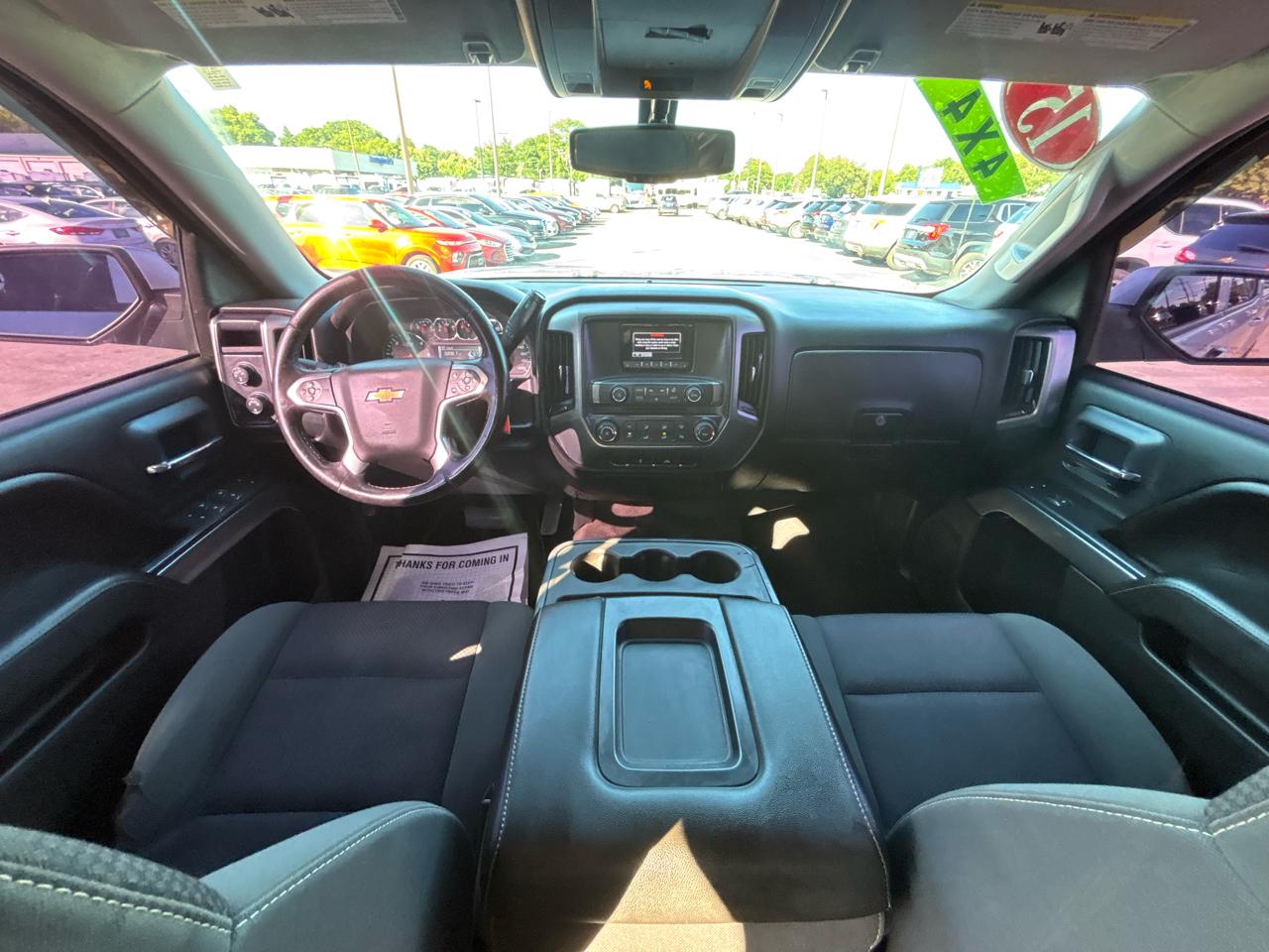 Chevrolet Silverado 1500 4WD Crew Cab 143.5" LT w/1LT 2015