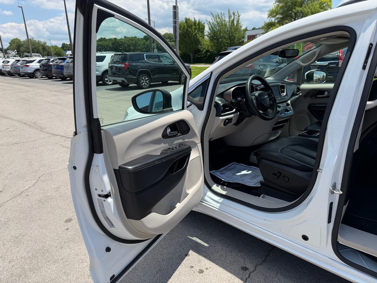 Chrysler Voyager LXI 2020
