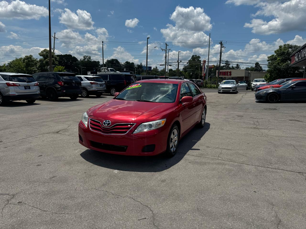 Toyota Camry 4dr Sdn I4 Man LE (Natl) 2011