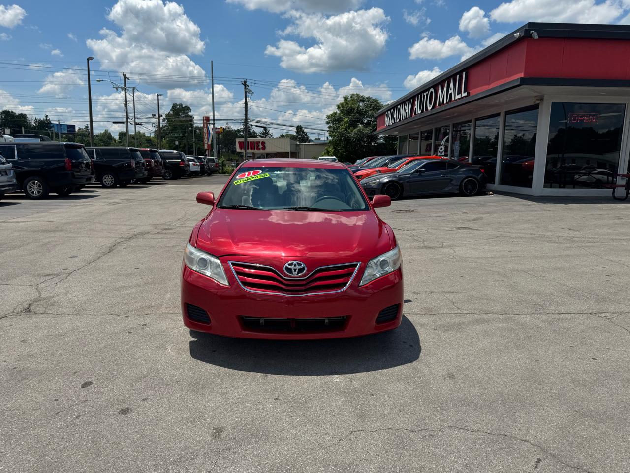 Toyota Camry 4dr Sdn I4 Man LE (Natl) 2011