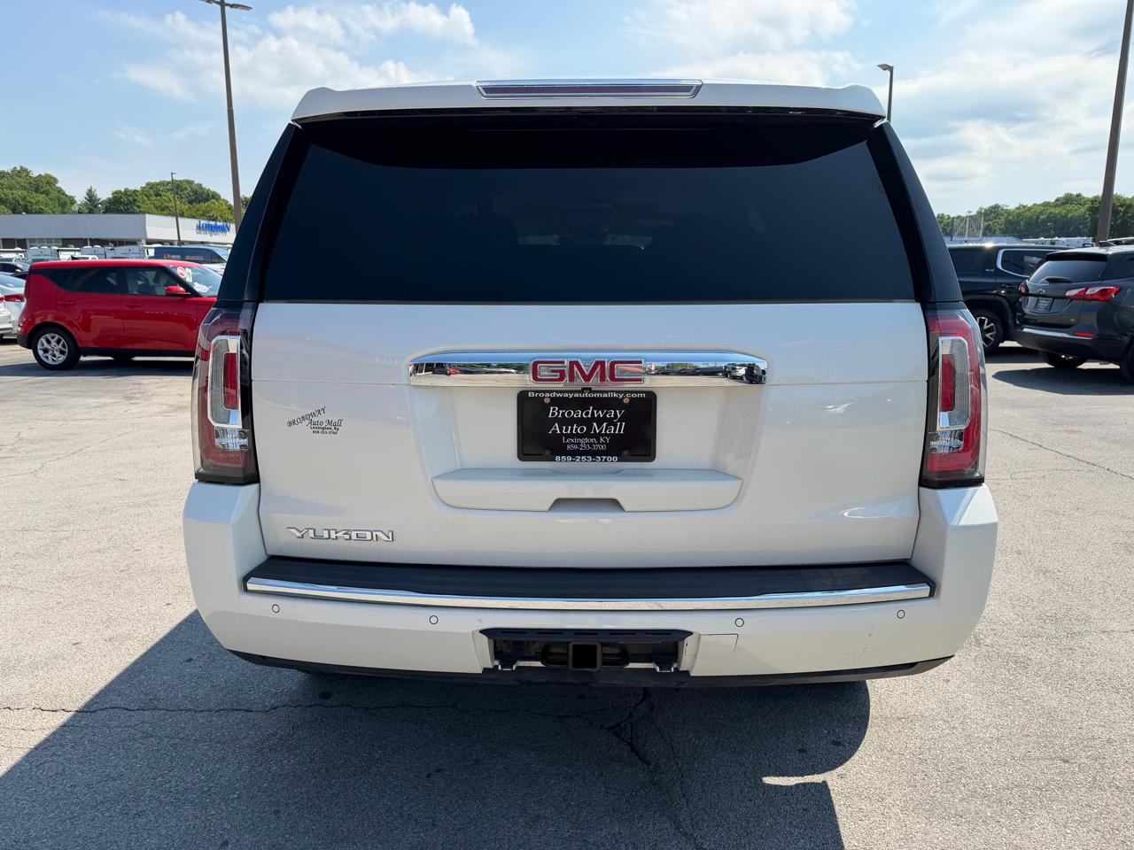 GMC Yukon Denali 2015