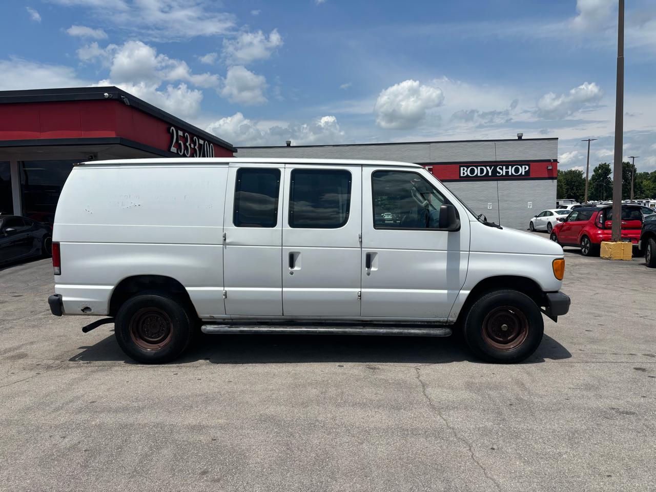 Ford Econoline Cargo Van E-250 Recreational 2007