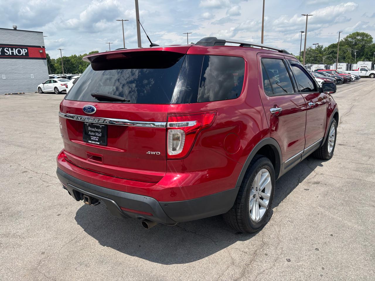 Ford Explorer 4WD 4dr XLT 2013