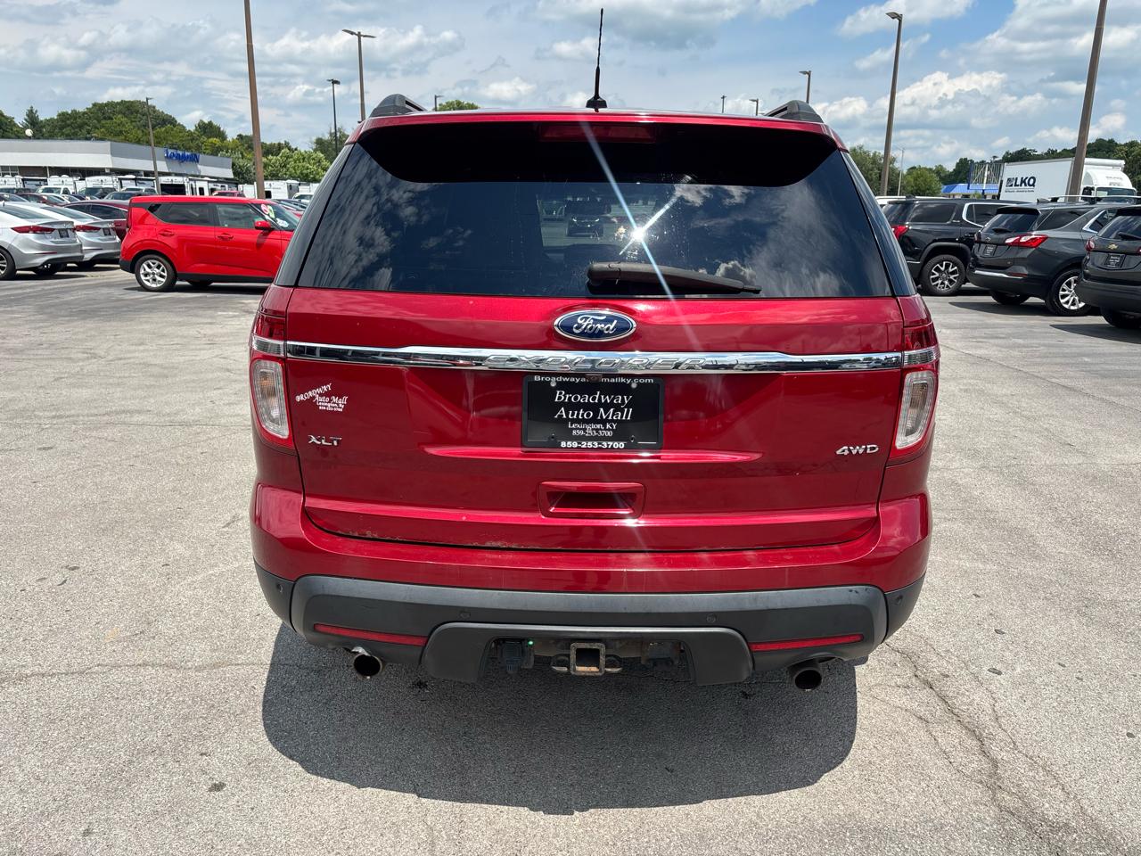 Ford Explorer 4WD 4dr XLT 2013
