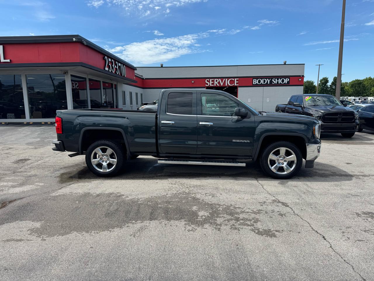 GMC Sierra 1500 2WD Double Cab 143.5" SLE 2017