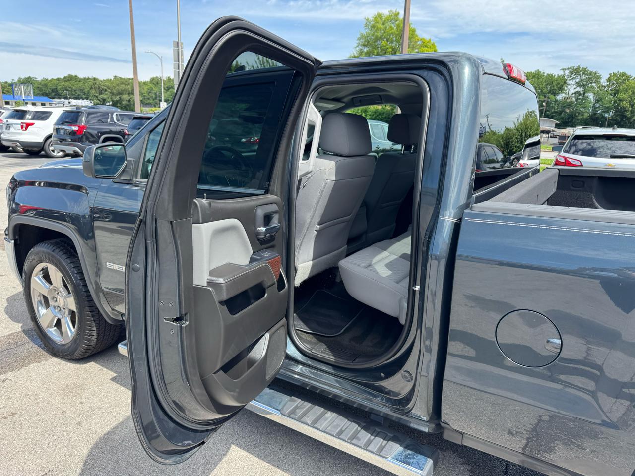 GMC Sierra 1500 2WD Double Cab 143.5" SLE 2017