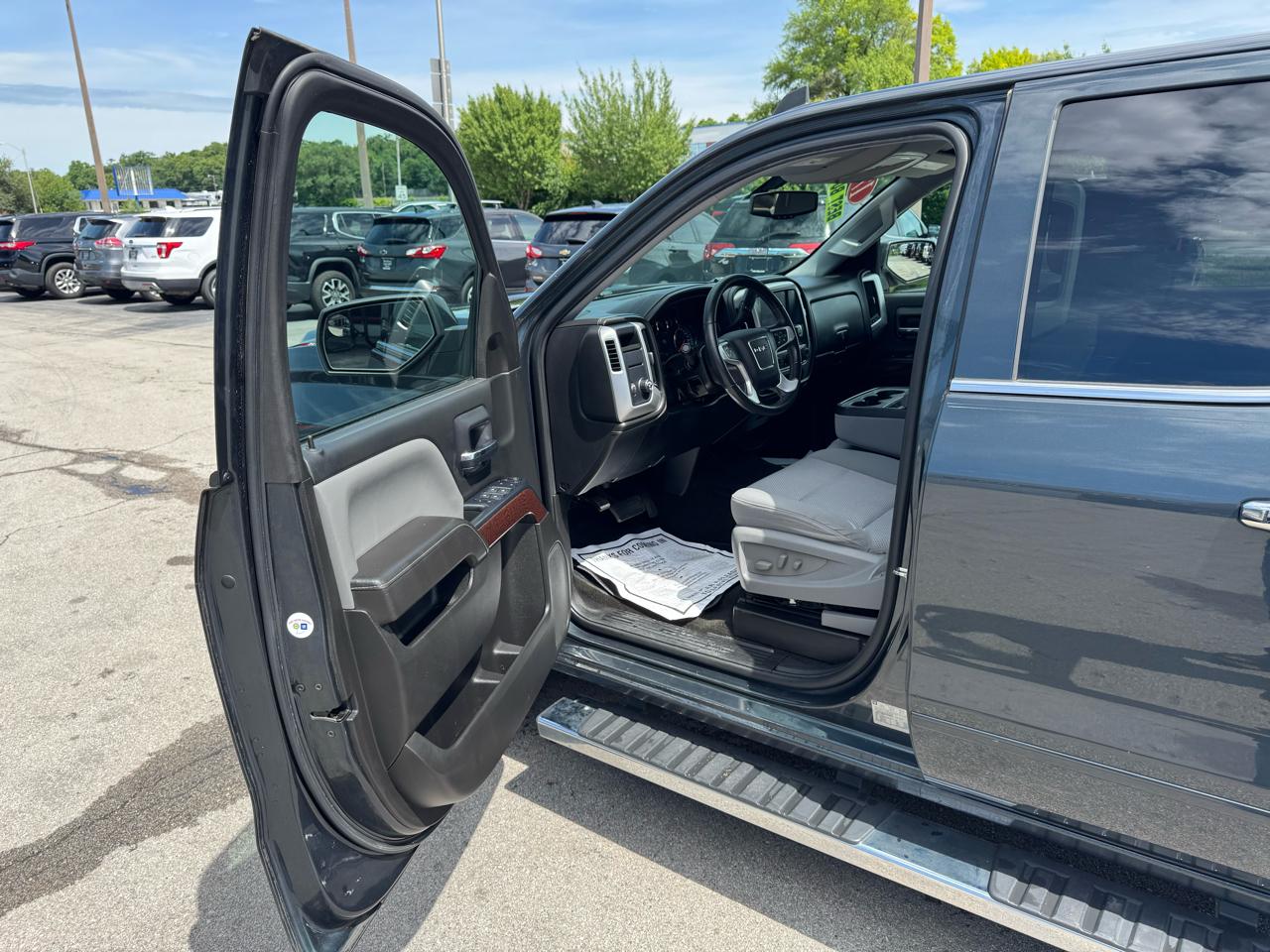 GMC Sierra 1500 2WD Double Cab 143.5" SLE 2017