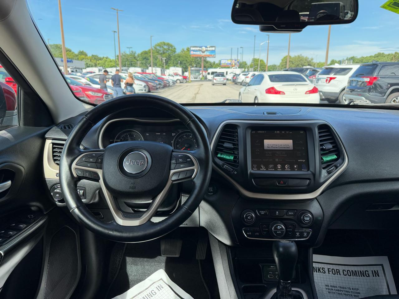 Jeep Cherokee FWD 4dr Limited 2015