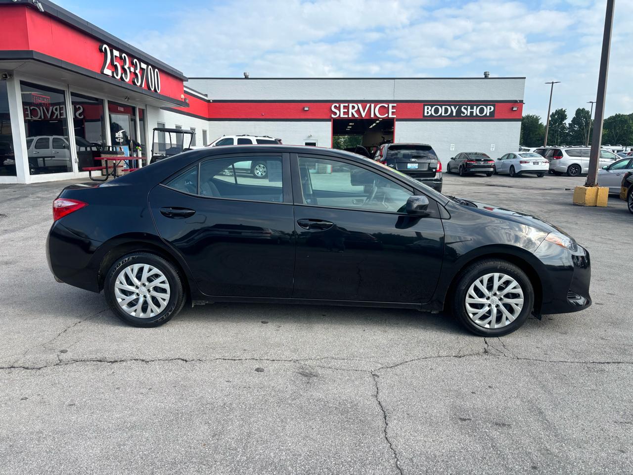 Toyota Corolla 50th Anniversary Special Edition CVT (Natl) 2017