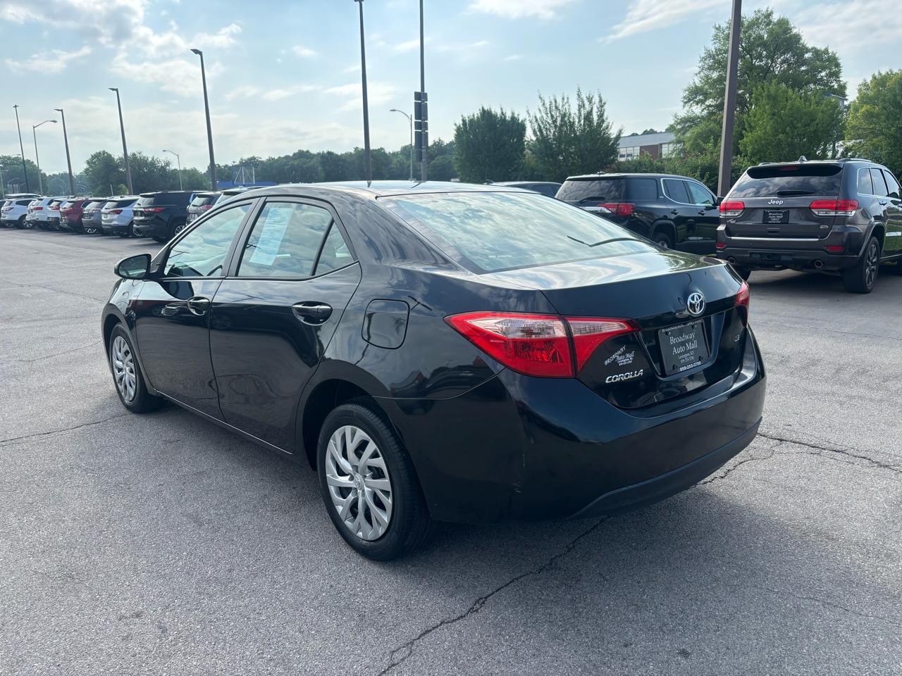 Toyota Corolla 50th Anniversary Special Edition CVT (Natl) 2017