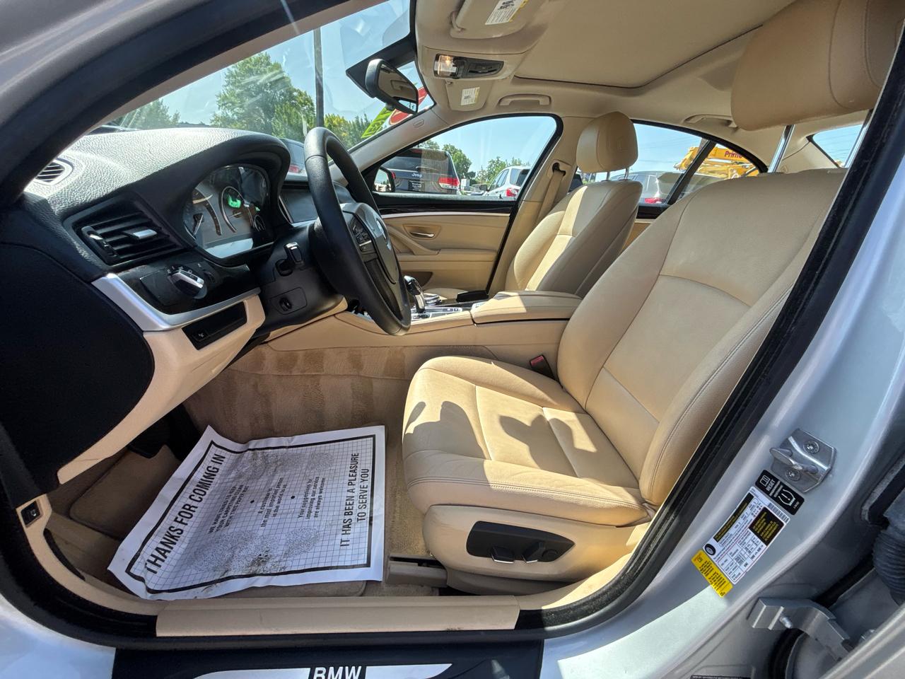 BMW 5 Series 4dr Sdn 528i RWD 2014