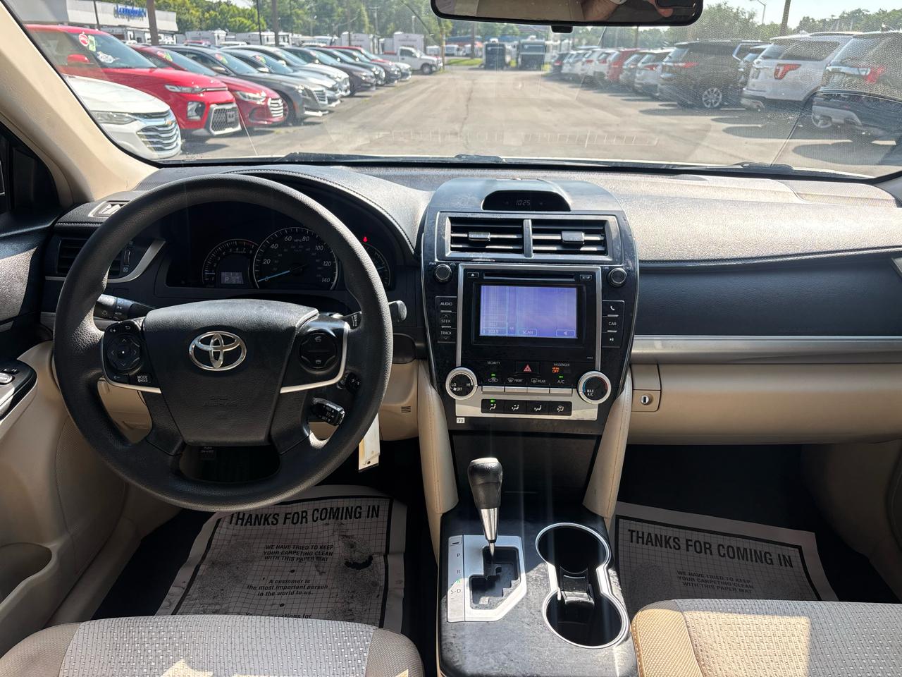 Toyota Camry 4dr Sdn LE Auto 2012