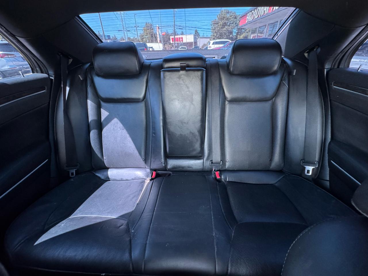 Chrysler 300 4dr Sdn 300C AWD 2013