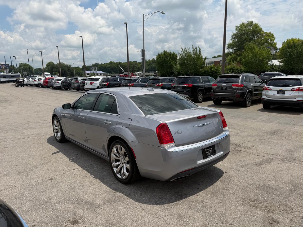 Chrysler 300 Limited RWD 2017