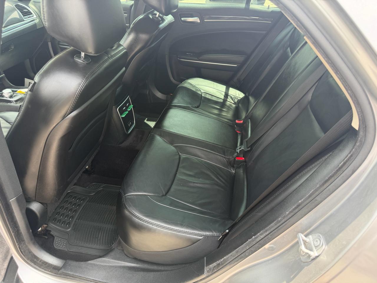Chrysler 300 Limited RWD 2017