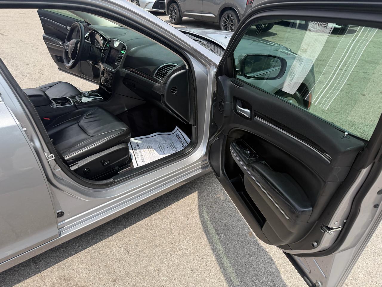 Chrysler 300 Limited RWD 2017