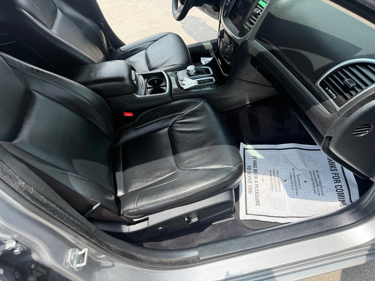 Chrysler 300 Limited RWD 2017