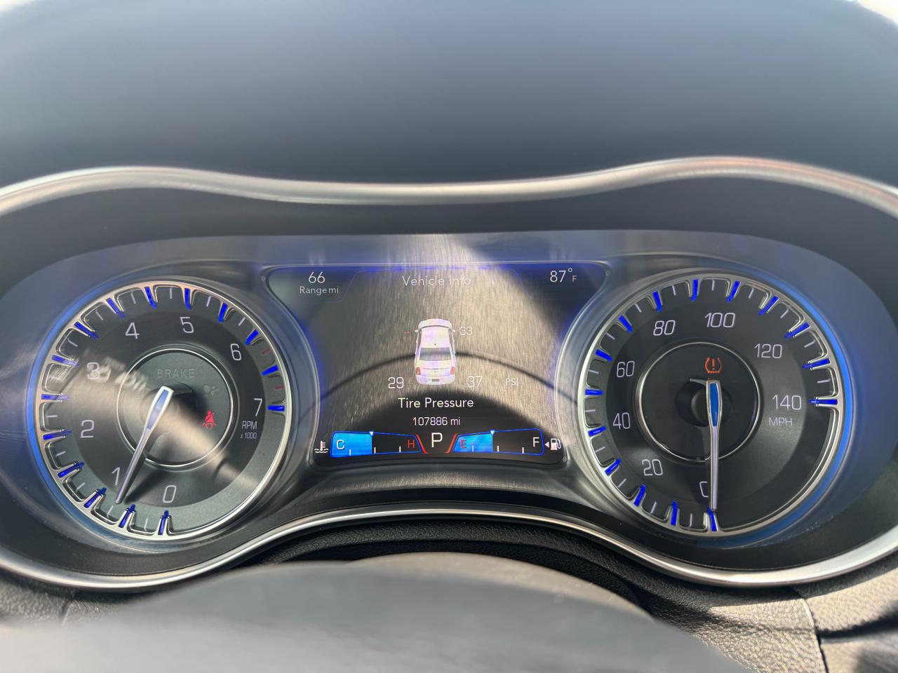 Chrysler 300 Limited RWD 2017