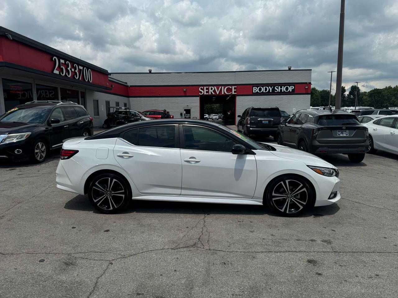 Nissan Sentra SR CVT 2020