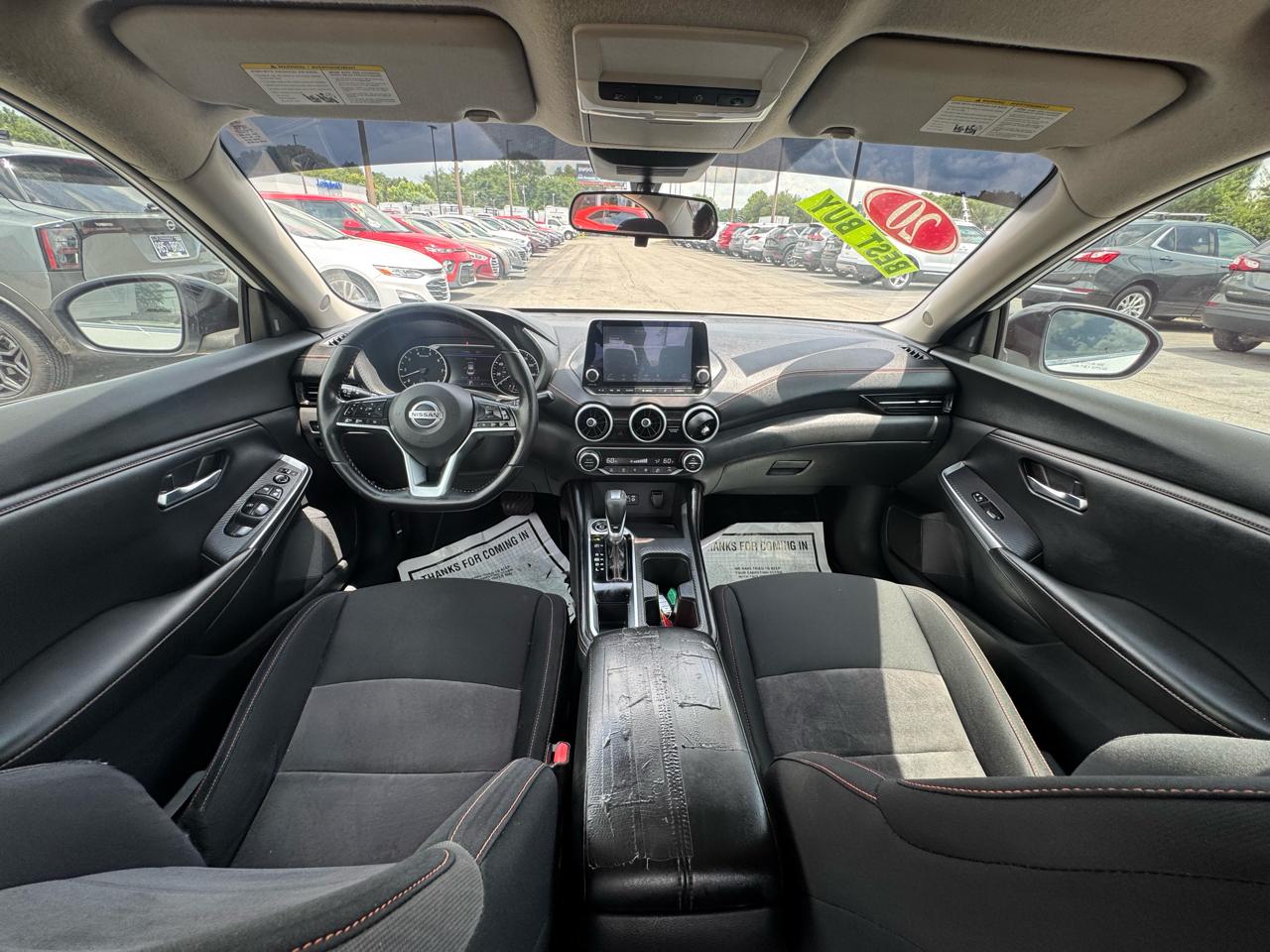 Nissan Sentra SR CVT 2020