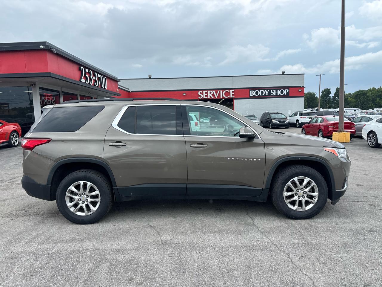 Chevrolet Traverse FWD 4dr LT Cloth w/1LT 2020