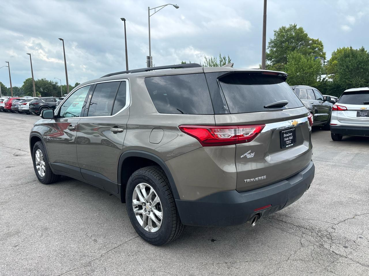 Chevrolet Traverse FWD 4dr LT Cloth w/1LT 2020