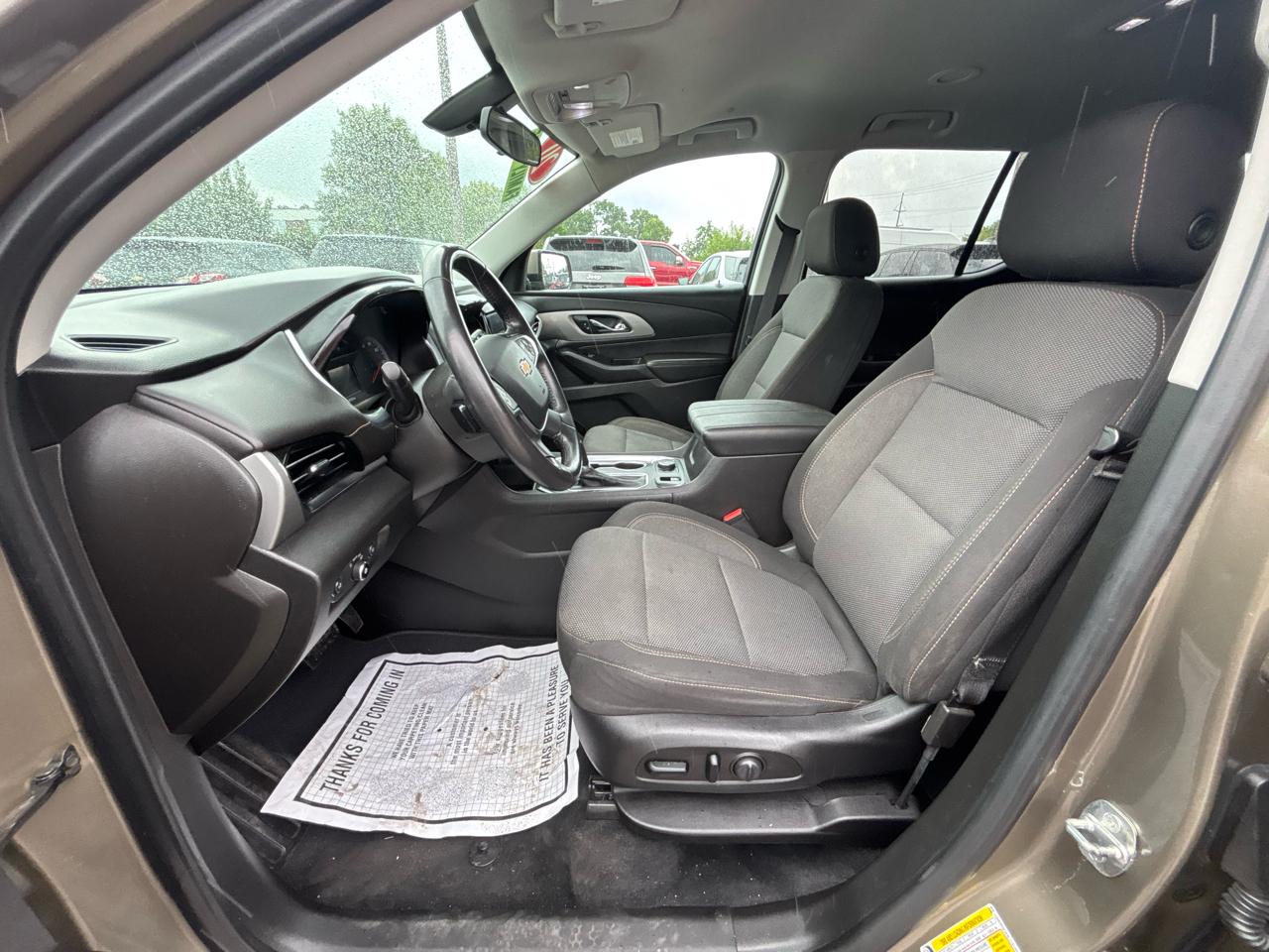 Chevrolet Traverse FWD 4dr LT Cloth w/1LT 2020