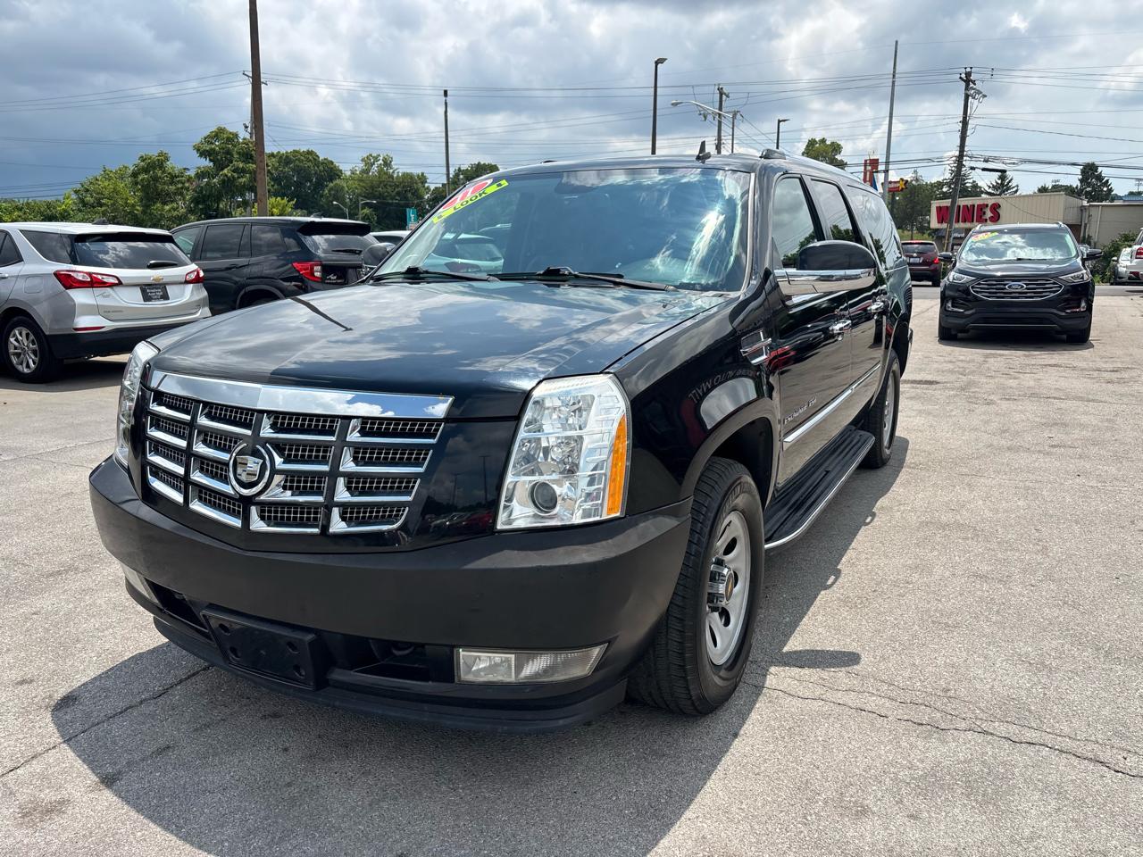 Cadillac Escalade ESV AWD 4dr Luxury 2011