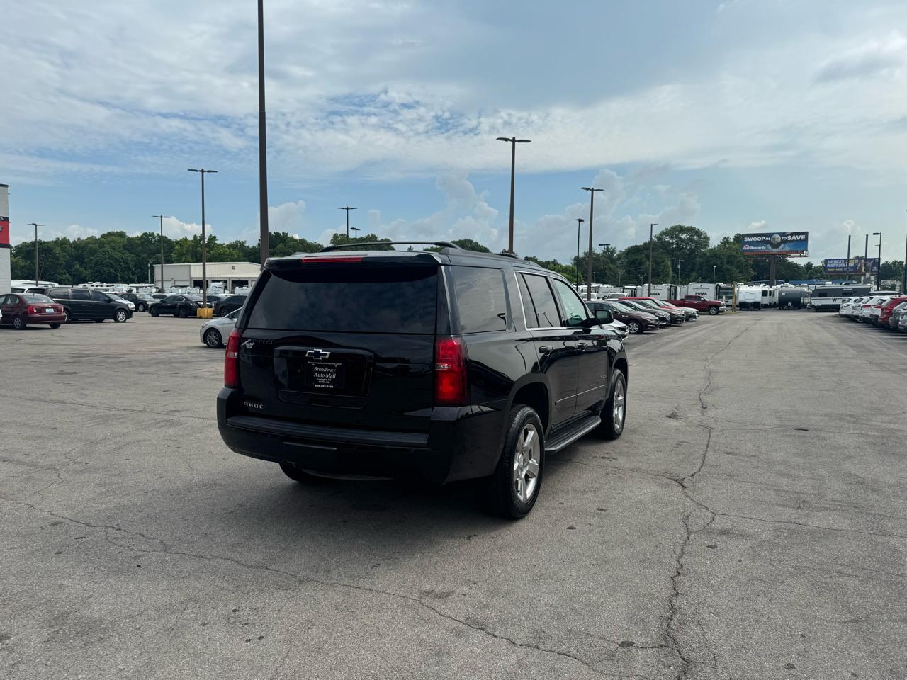 Chevrolet Tahoe 4WD 4dr LS 2017