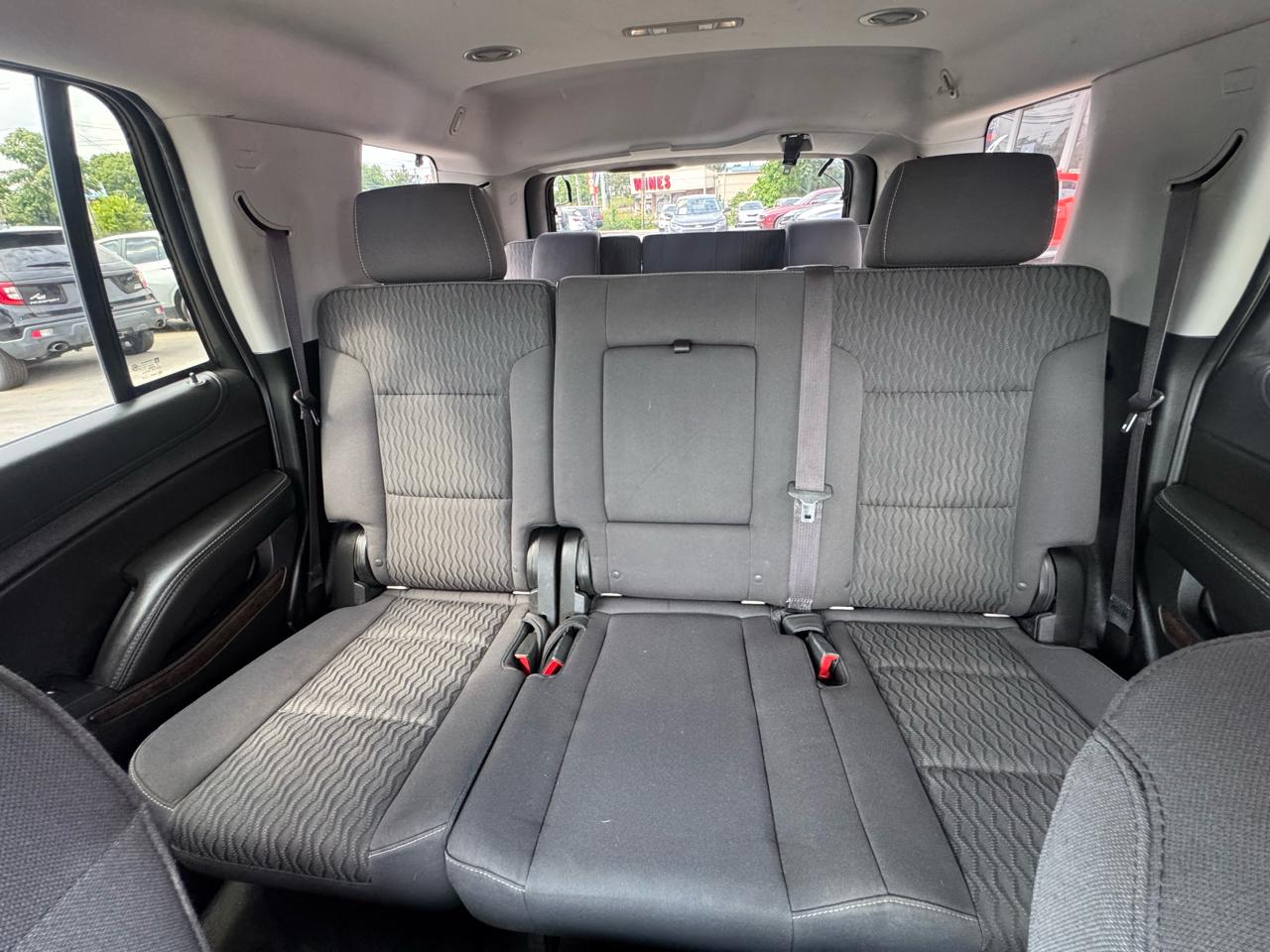 Chevrolet Tahoe 4WD 4dr LS 2017