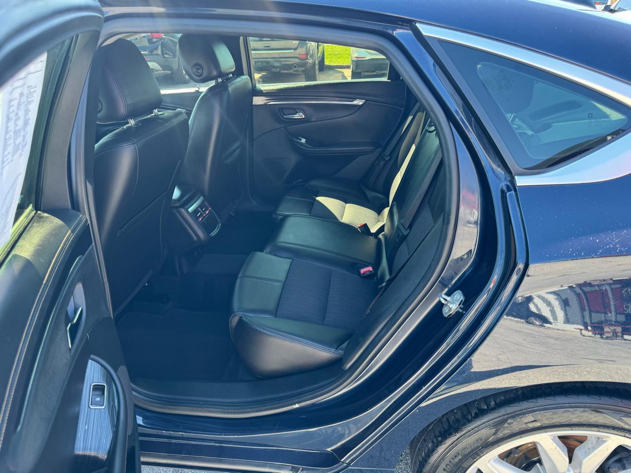 Chevrolet Impala 4dr Sdn LT w/1LT 2017