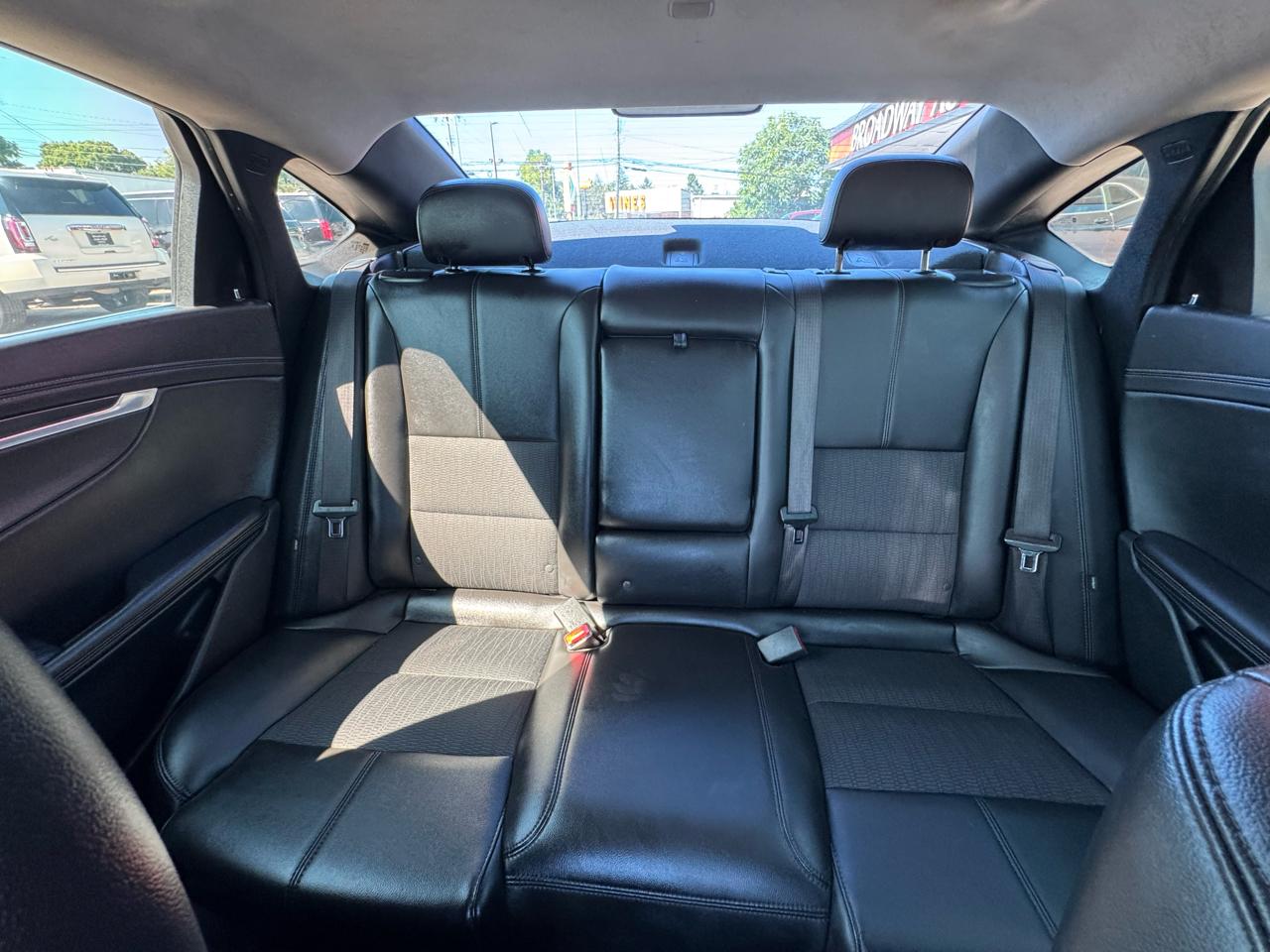 Chevrolet Impala 4dr Sdn LT w/1LT 2017
