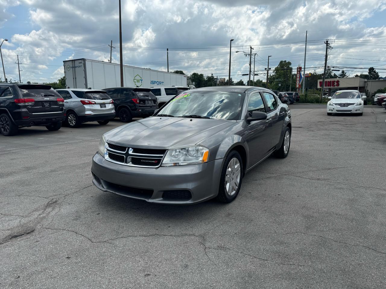 Dodge Avenger 4dr Sdn SE 2012