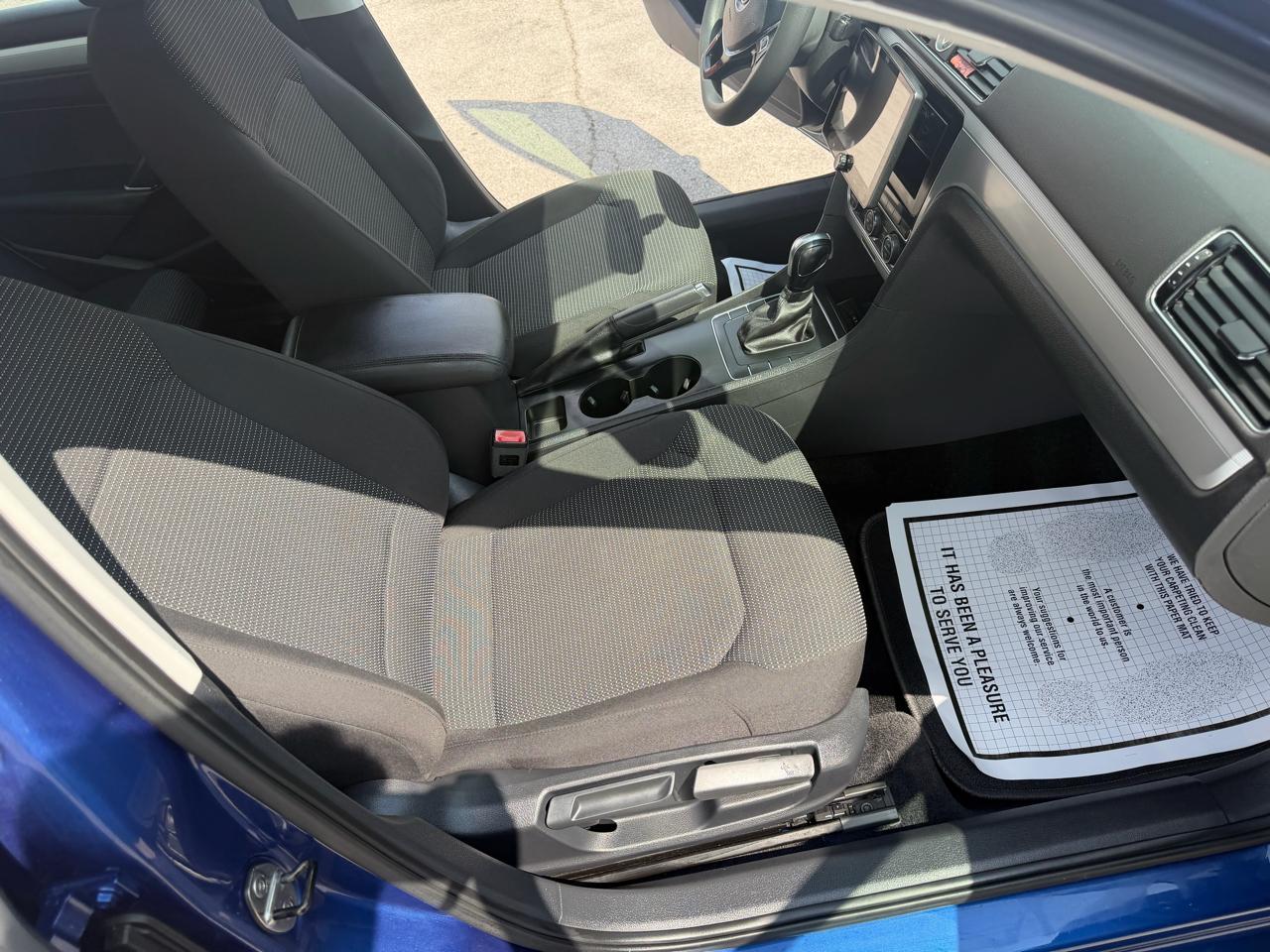 Volkswagen Passat 1.8T S Auto 2017