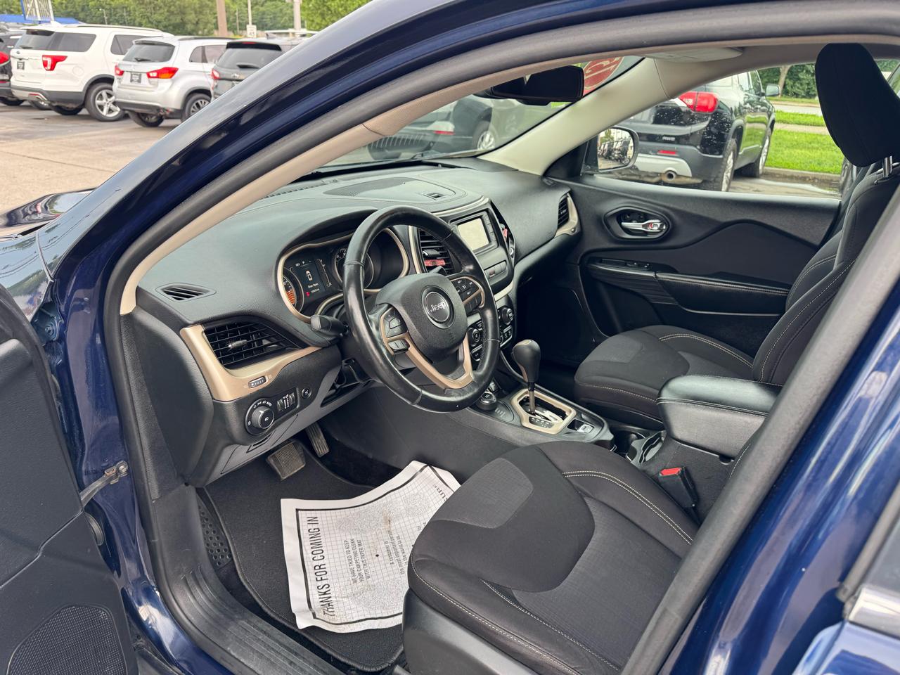 Jeep Cherokee 4WD 4dr Latitude 2015