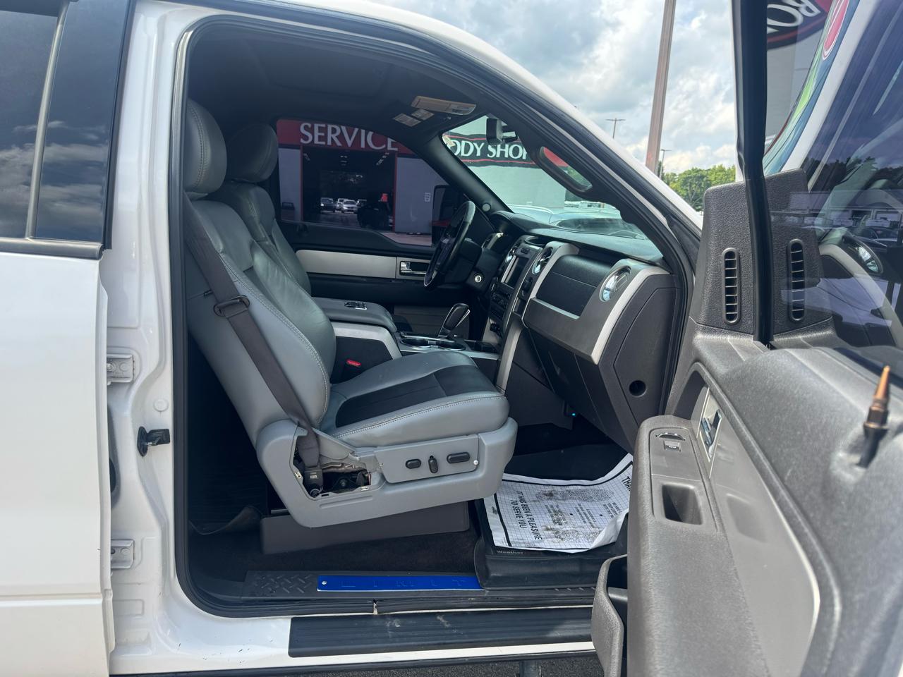 Ford F-150 AWD SuperCrew 145" Lariat Limited 2011