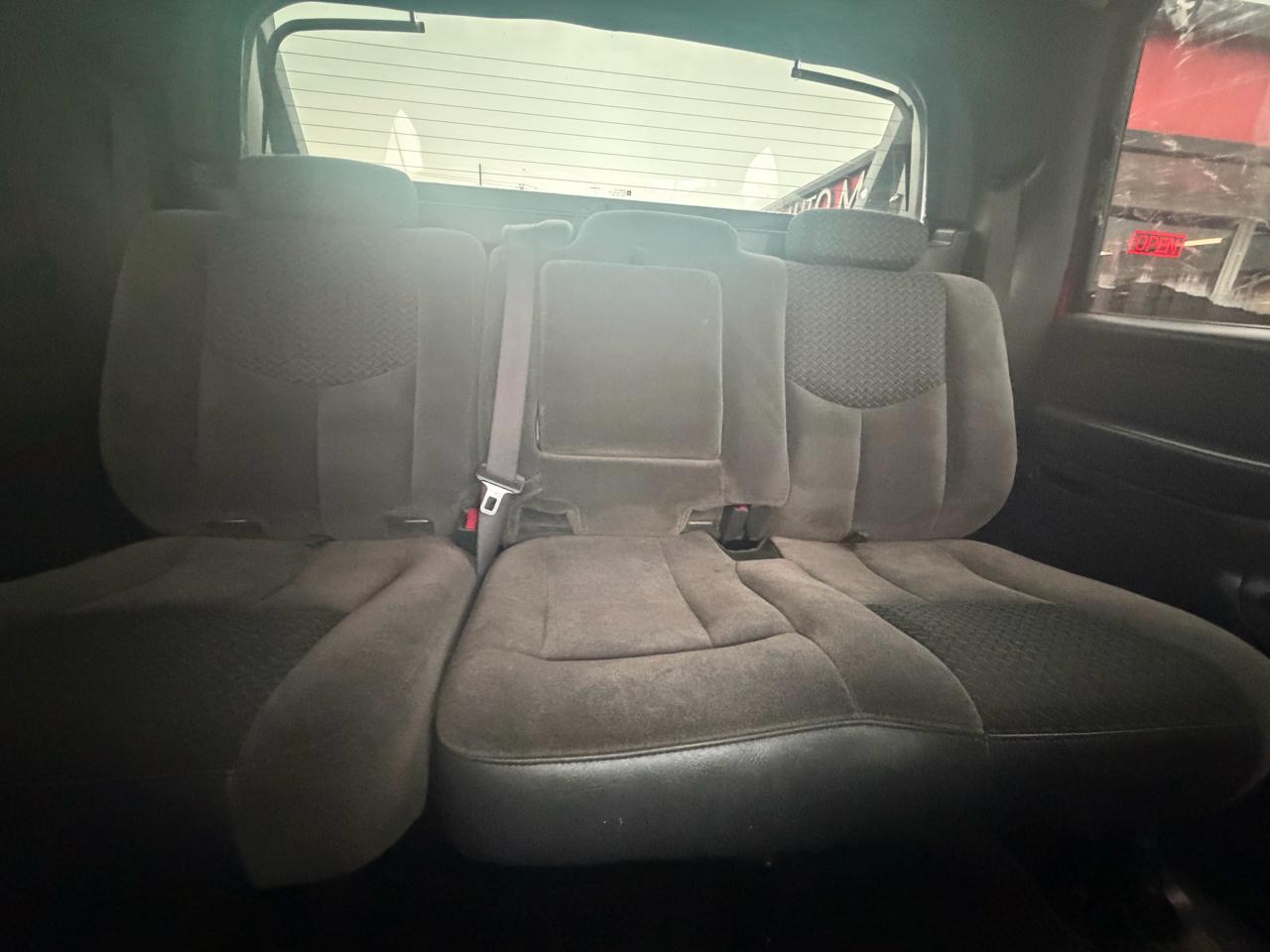 Chevrolet Avalanche 1500 5dr Crew Cab 130" WB 2004