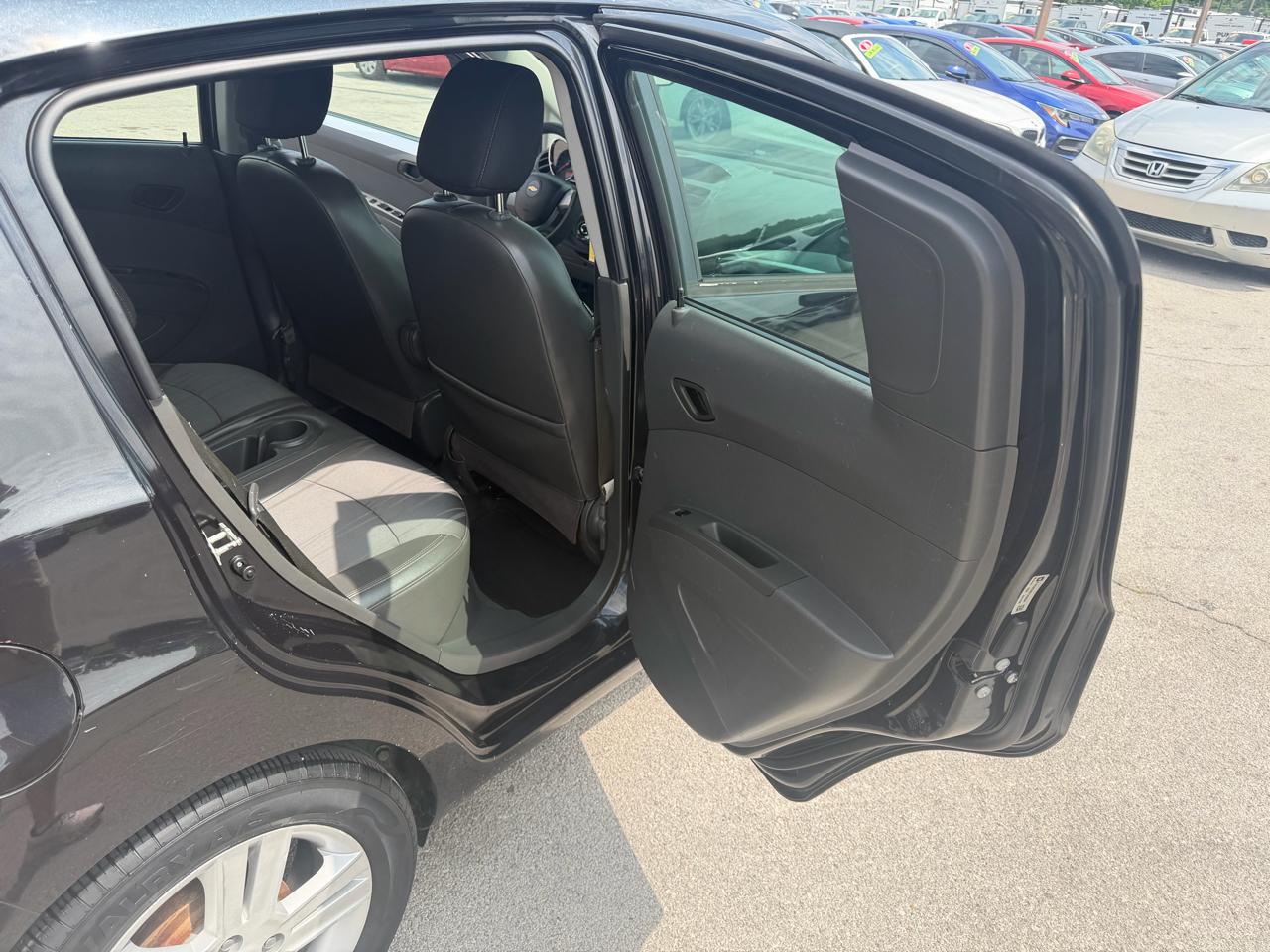 Chevrolet Spark 5dr HB CVT LS 2014