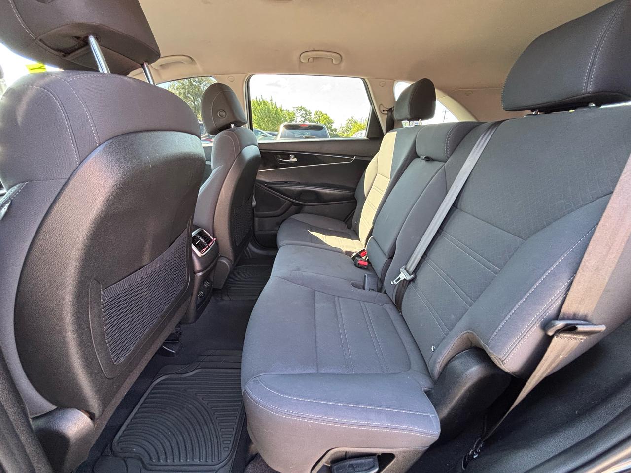 Kia Sorento LX FWD 2017