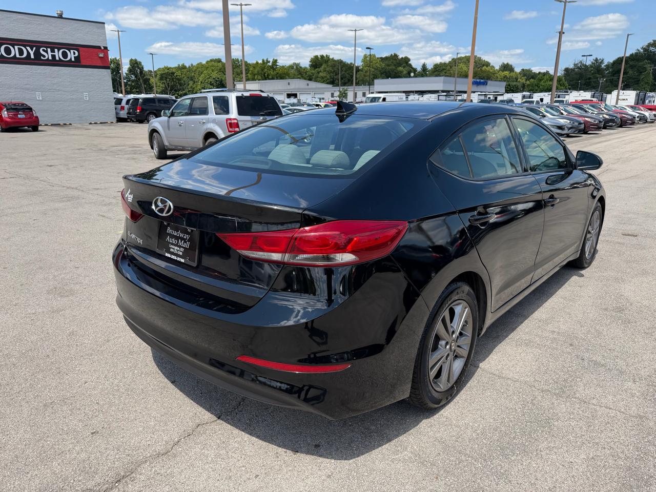 Hyundai Elantra SEL 2018