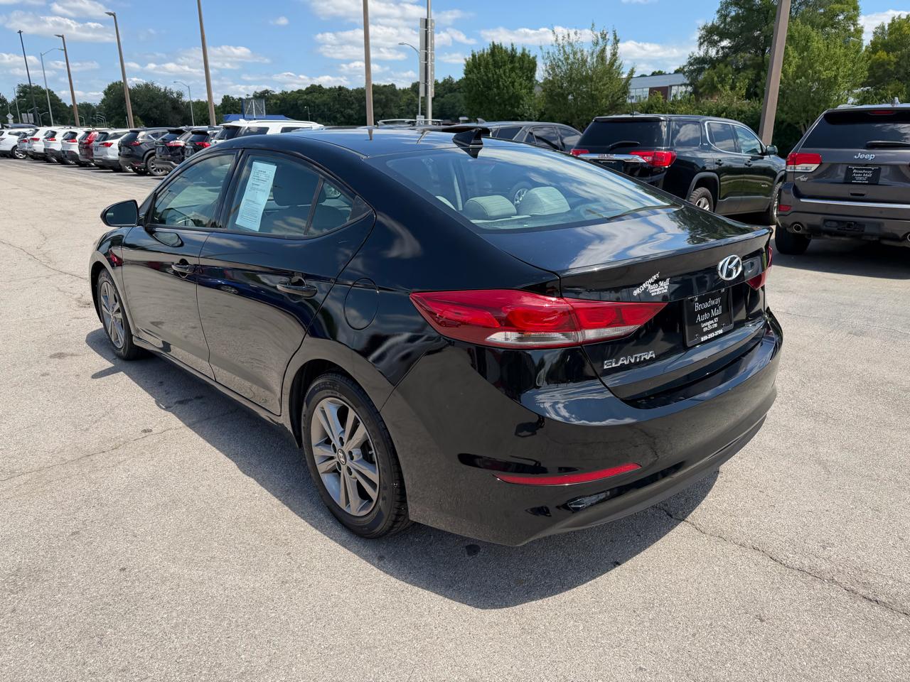 Hyundai Elantra SEL 2018